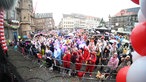 Weiberfastnacht in Düsseldorf 