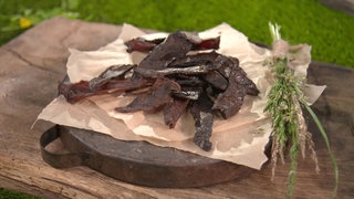 Das Bild zeigt das fertige Gericht Beef Jerky