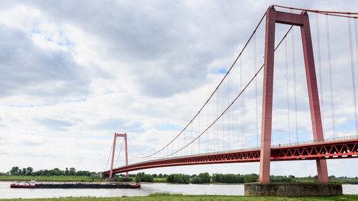 Die Rheinbrücke in Emmerich