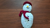 Gestrickter Schneemann