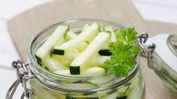 Zucchini eingelegt 