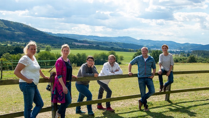 Die Teilnehmer*innen der Staffel 2020: Dunja Berendsen,  Anja Pöttin, Manuela Zimmermann,  Katrin Nowicki-Heßmann, Lukas Tölkes, Patrick Balster.