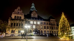 Weihnachtsbaum vor Recklinghäuser Rathaus 