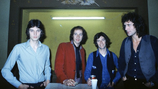 Dire Straits