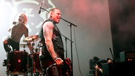 Combichrist während eines Auftrittes im Rahmen des "XXIV. With Full Force Festival 2017" vom 22.06. - 24.06.2017 in Ferropolis, Gräfenhainichen.