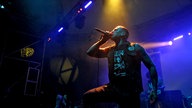 Combichrist während eines Auftrittes im Rahmen des "XXIV. With Full Force Festival 2017" vom 22.06. - 24.06.2017 in Ferropolis, Gräfenhainichen.