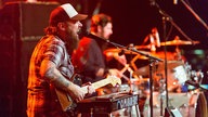 Family First Festival 2015: Chuck Ragan & The Camaraderie