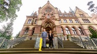 Fortuna Ehrenfeld: Corona Session auf Schloss Drachenburg