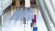 Maxim: Corona Session auf dem Flughafen Düsseldorf