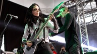 Motionless In White während eines Auftrittes im Rahmen des "XXIV. With Full Force Festival 2017" vom 22.06. - 24.06.2017 in Ferropolis, Gräfenhainichen.