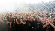 Aufnahme einer Musikband auf dem Rock Hard Festival 2014