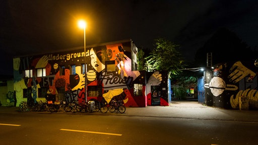 Der Club Underground in Köln-Ehrenfeld bei Nacht