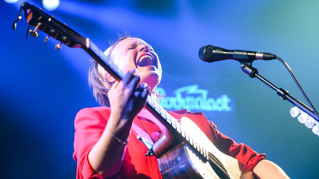 Wallis Bird feat. Wyvern Lingo