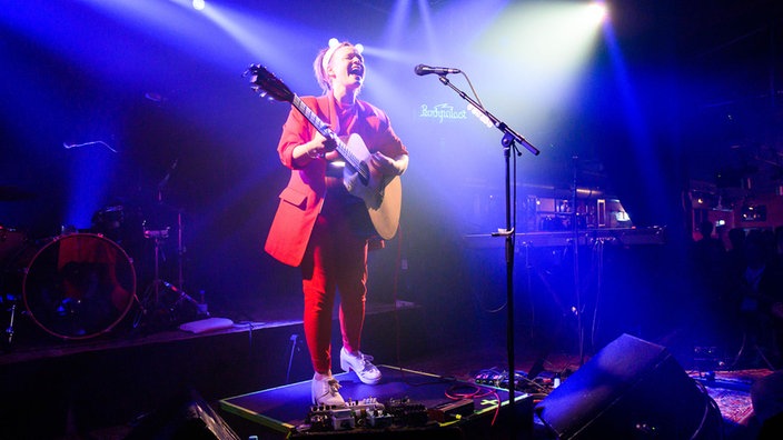 Wallis Bird feat. Wyvern Lingo