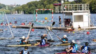  Kanupolo auf dem Baldeneysee.