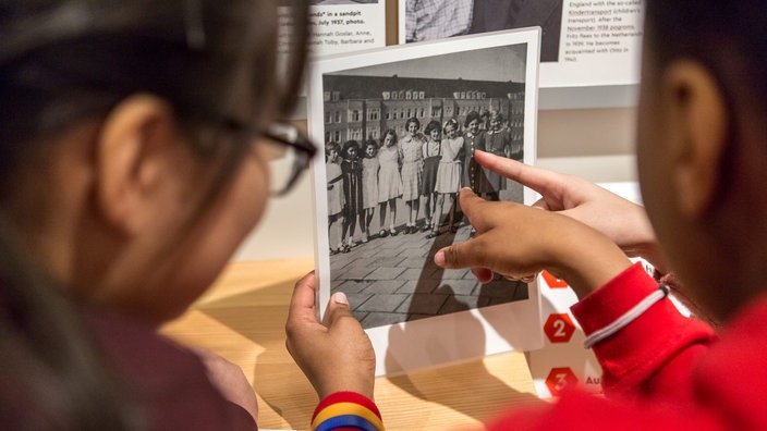 Ausstellung Berlin "Alles über Anne"