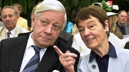 Helmut Schmidt mit Ehefrau Loki