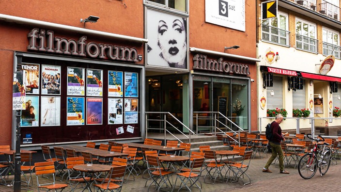 Das Duisburger Kino filmforum von außen