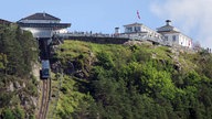 Die Bergstation der Standseilbahn Fløibanen in Bergen