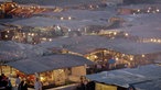 Blick über die Stände auf dem Djemâa el Fna, dem größten und wichtigsten Platz in Marrakesch