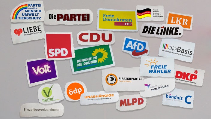 Montage: Parteilogos auf einer Pinnwand