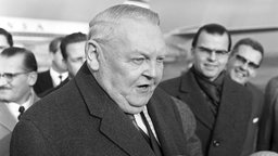 Bundeswirtschaftsminister Ludwig Erhard