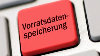 Rote Taste einer Computertastatur mit der Aufschrift Vorratsdatenspeicherung