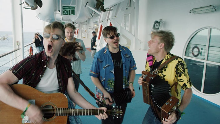 Salty Dog Cruise 2016: Skinny Lister unplugged