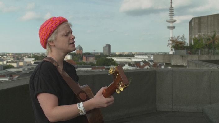 Unplugged: Wallis Bird