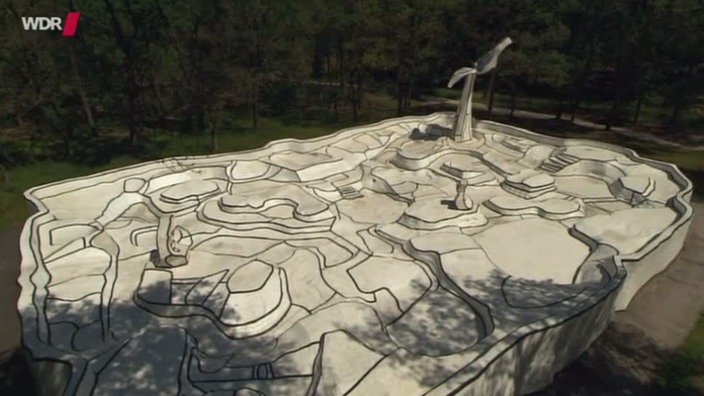 Jean Dubuffet - Jardin d'émail - Skulpturenpark Krööler-Müller-Museum - Otterlo - Niderlande