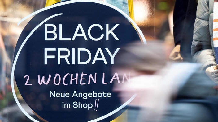 Geschäft wirbt mit Black Friday-Angeboten