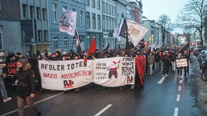 "AfDler töten" - Demo-Plakat