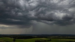 Dunkle Wolken am Himmel in Siegen