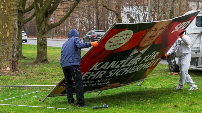 SPD-Wahlplakat für Olaf Scholz wird abgebaut