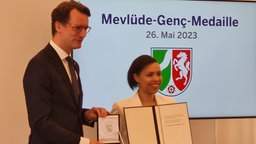 Überreichung der Mevlüde Genc Medaille