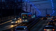 Straßenbahn und Autoverkehr in Gelsenkirchen