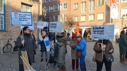 Demonstranten gedachten in Düsseldorf Nawalny