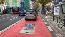 Autos auf der Kreuzung Löhergraben / Jakobstraße Aachen