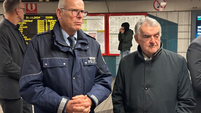 Köln Waffenverbotszone Besuch Reul