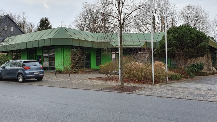 Die ehemalige Sparkassen-Filiale in Roetgen