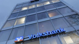 zu sehen ist die Volksbank Düsseldorf Neuss