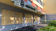 Verbarrikadierter Laden in Essen-Rüttenscheid vor AfD-Parteitag (28.06.2024)