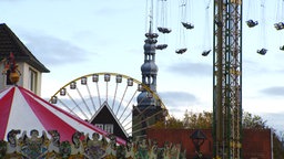 Aufbau der Soester Allerheiligenkirmes 2019