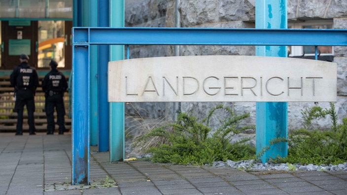 Schild vom Landgericht Bielefeld