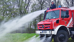 Ein Feuerwehrmann im Einsatz