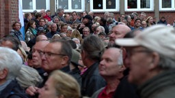 Viele Teilnehmer bei einer Info-Veranstaltung am Leo-Theater in Schwelm