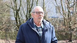 Das Bild zeigt Herrn Arno Kronberg der Zuschauer bei der Stahlhochzeit der A45-Talbrücke Rahmede war.