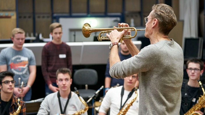 Jugendliche beim Workshop Jazz@School