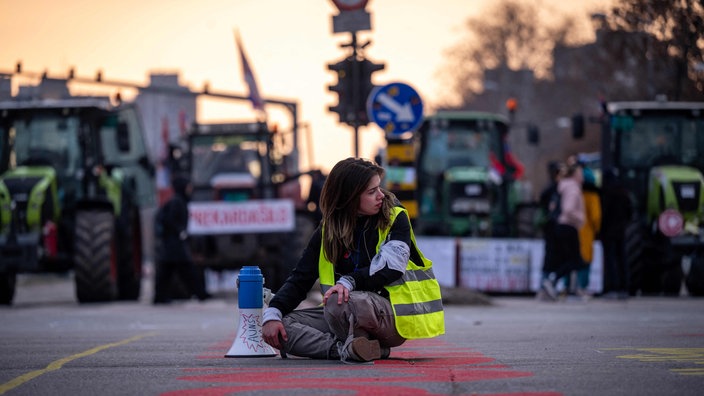 Srbija: Tri meseca protesta protiv korupcije i nasilja