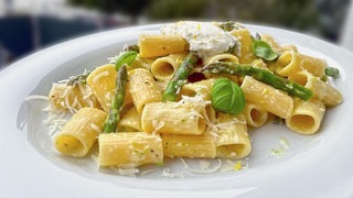 WDR 2 Essen im Westen: Rigatoni mit Spargel und Ricotta